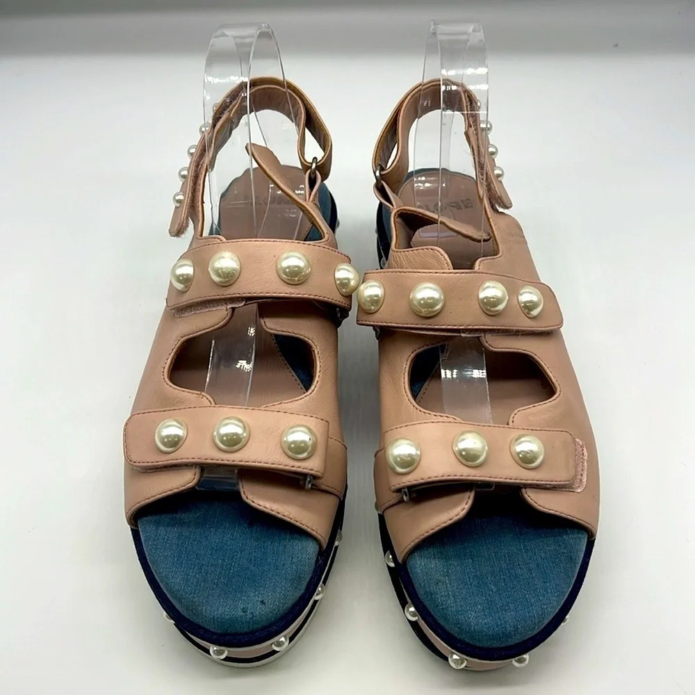 Clone - Diamond Nappa Pink Leather Platform Strap Stud Pearl Sandal Size 41